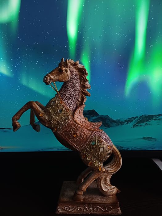 Статуэтка конь лошадь