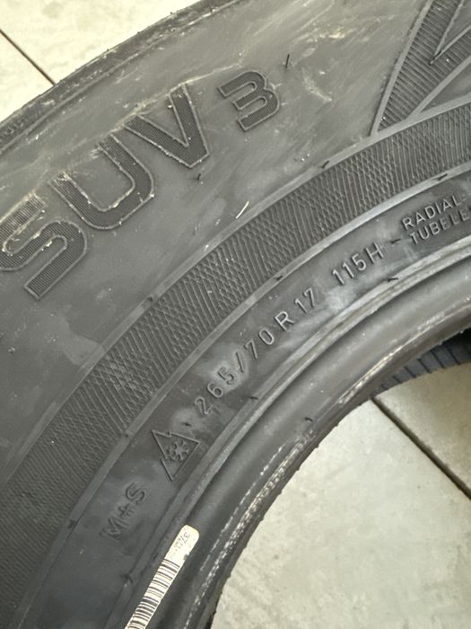 Amvelope de iarna 265/70 R17
