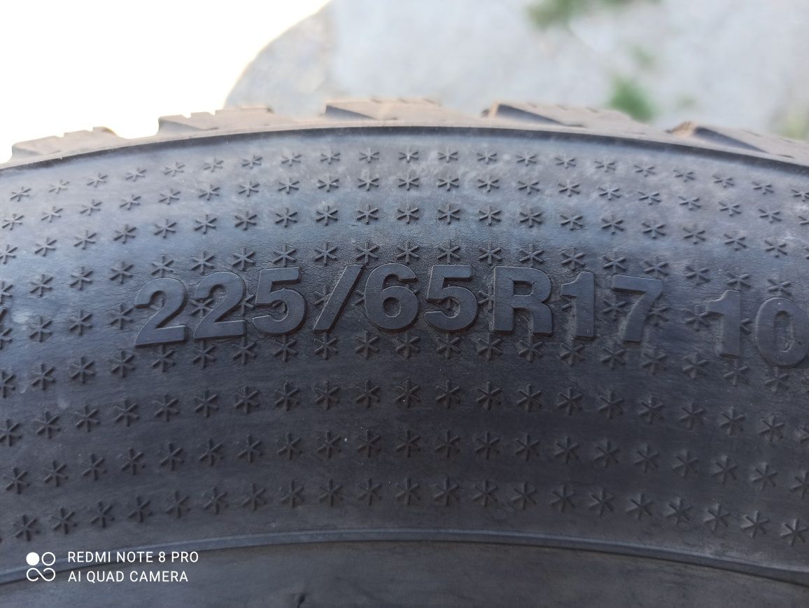 Продам 2 шины Marshal 225/65/R17