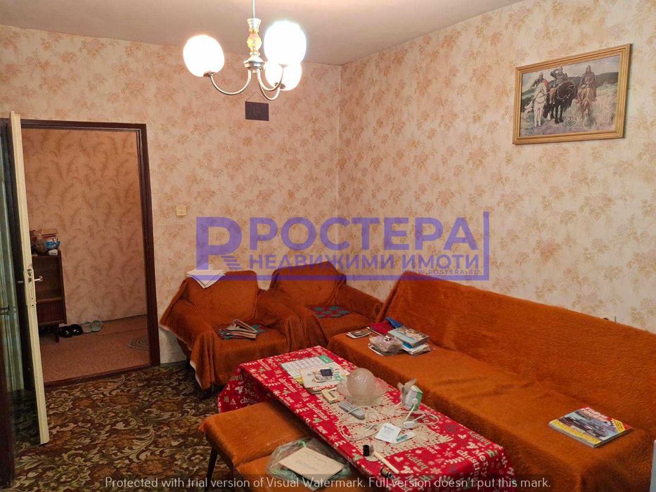 Продавам Триестаен Апартамент  - кв. Запад 2