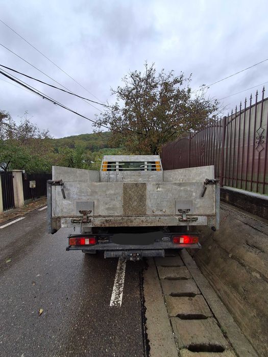Autoutilitară Ford Tranzit