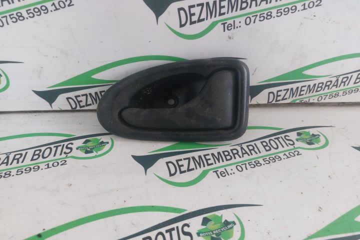 Maner inchidere din interior usa fata dreapta Dacia Logan prima gener