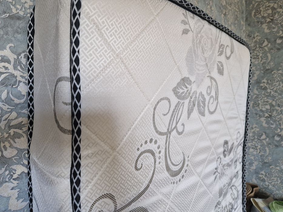 Продам матрас 80х200