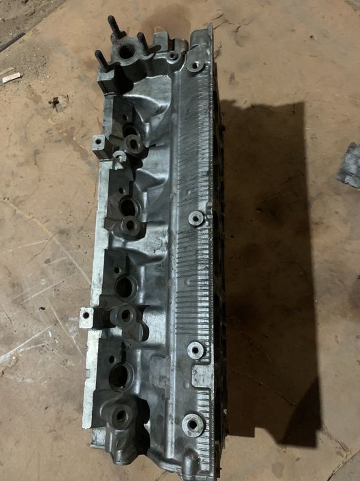 Продам на митсубиси рвр Головку