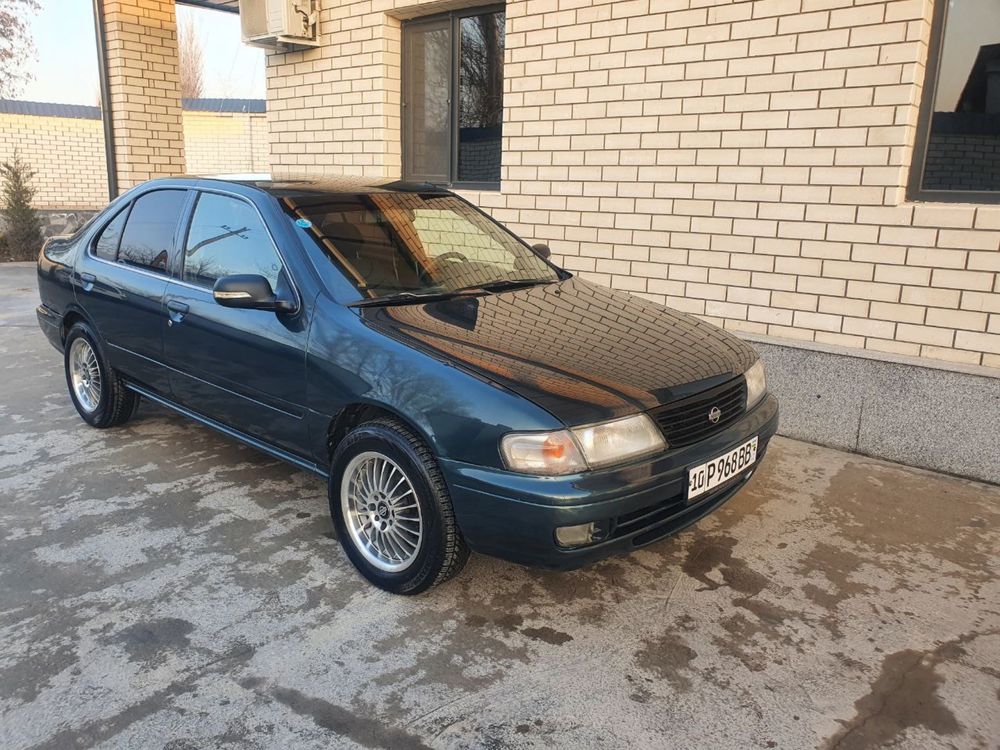 Nissan sunny 1996