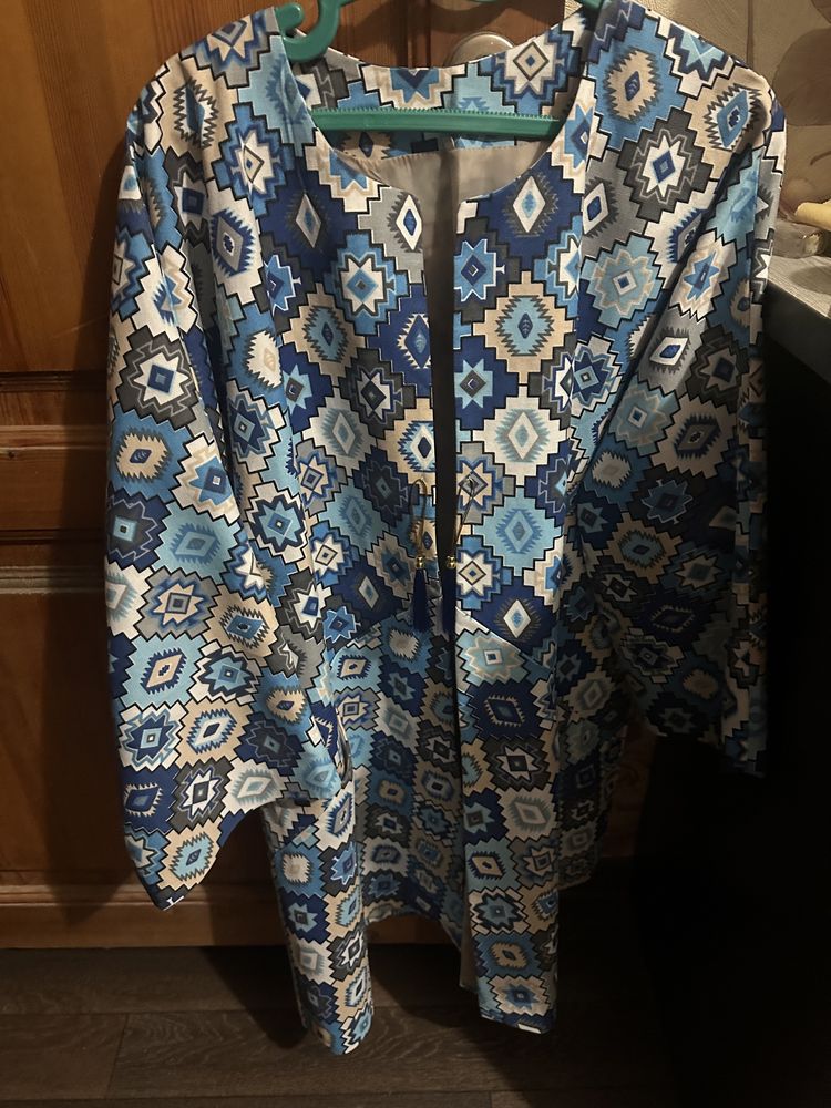 Пиджак новый -56 размер -350т сум