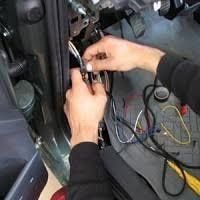 Montaj la domicilu inchidere auto senzori parcare alarma navigatii
