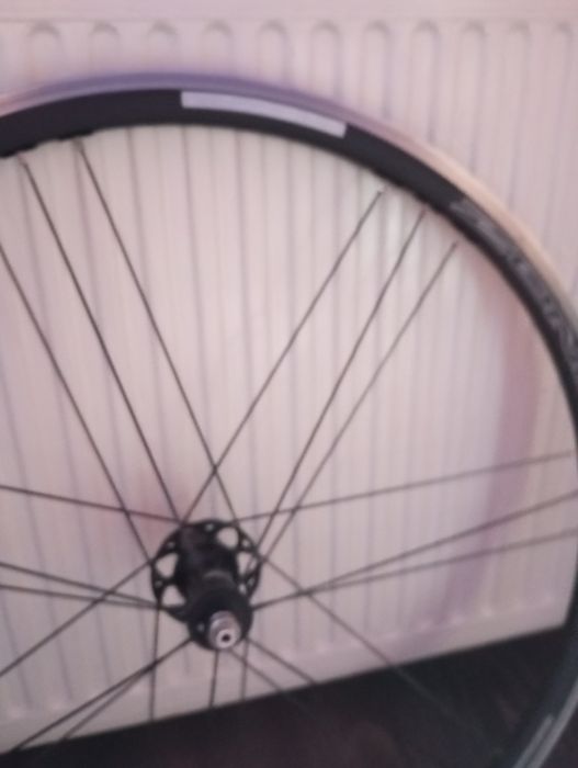 Roată spate campagnolo zonda