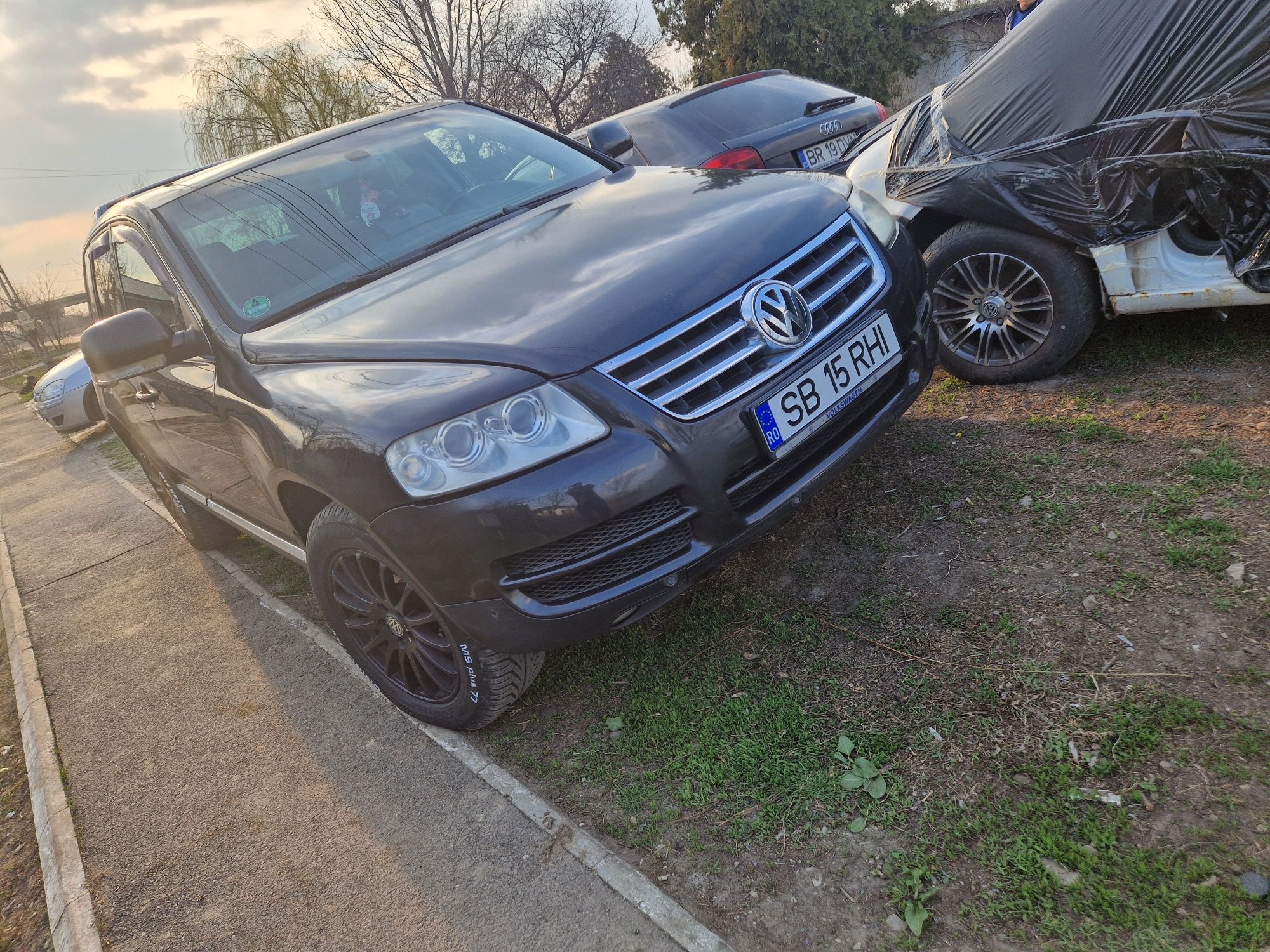 Dezmembrez touareg 2.5 bac