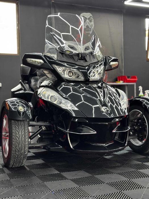 Can-Am Spyder Bombarider RT Limited 2011 1000cm