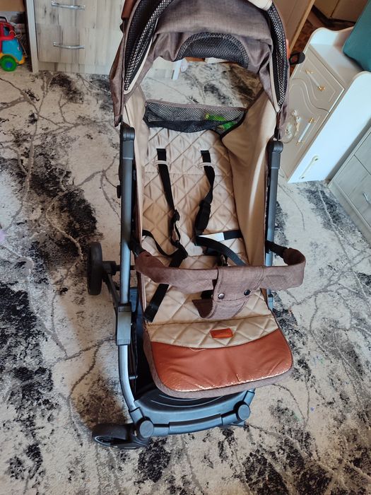 Коляска для мальчиков и девочек