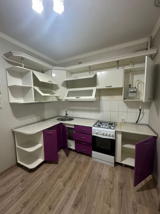 Срочно продается кухонный гарнитур