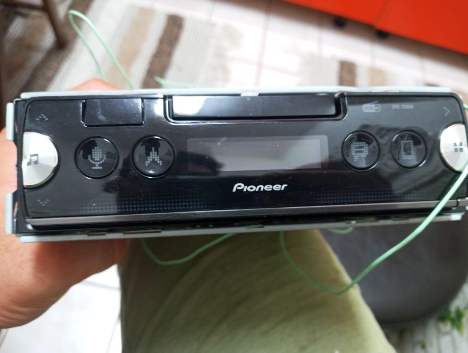 Vand radio cu tableta pioneer NOU
