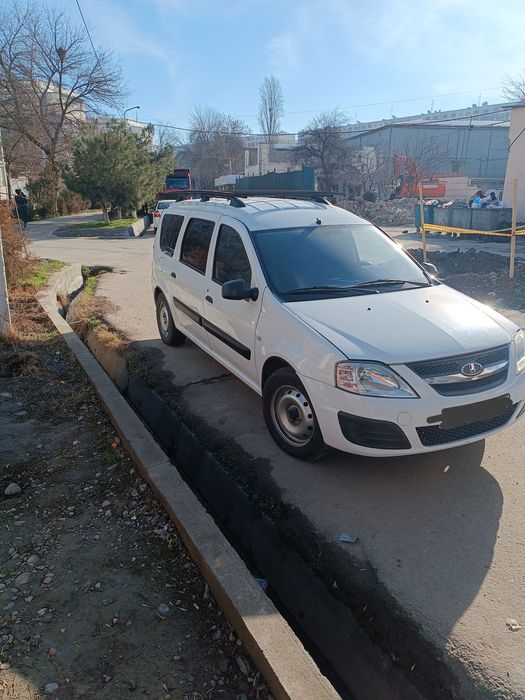 Lada largus 2019 год восьмиклапанный экономичный мотор