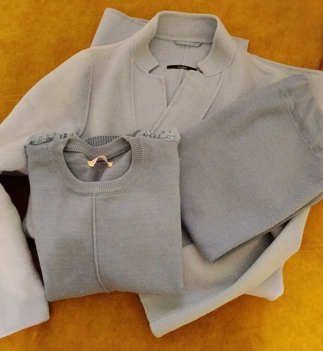 Дамско палто блуза и пола