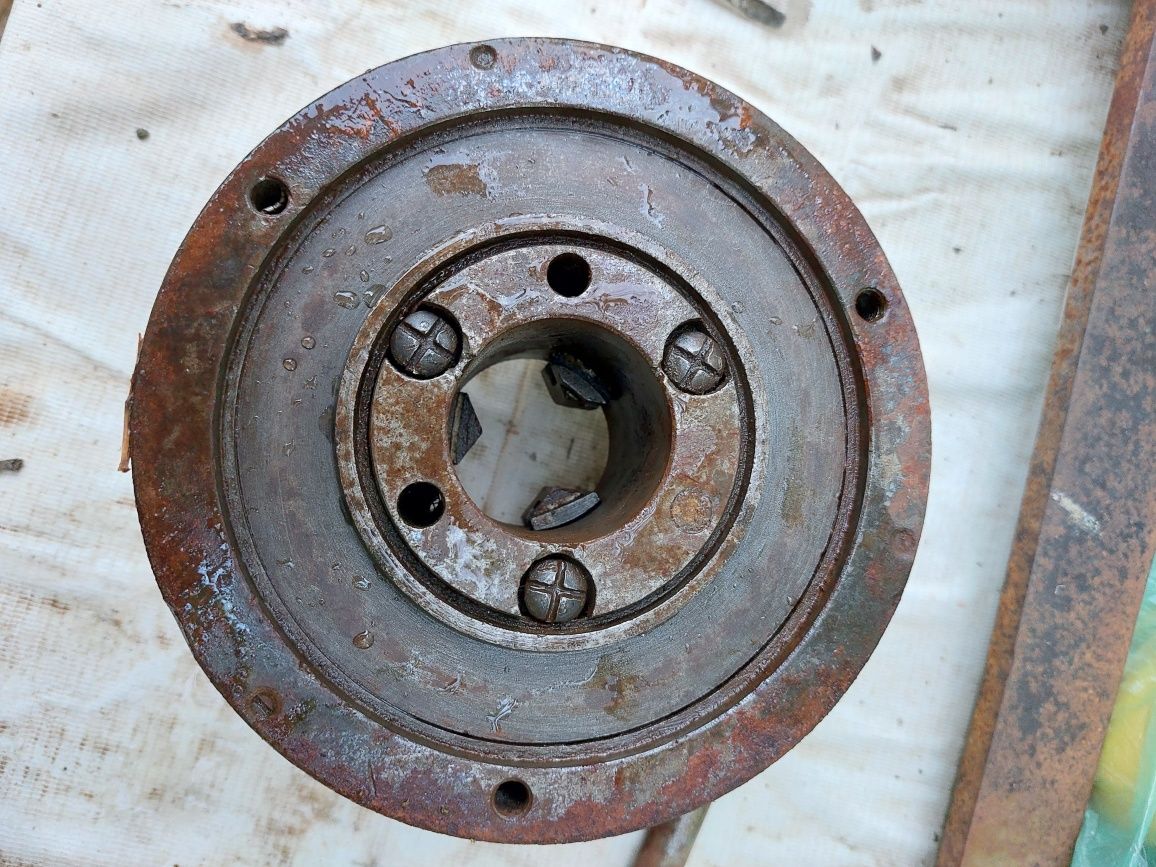 Токарный патрон диаметр 160 мм