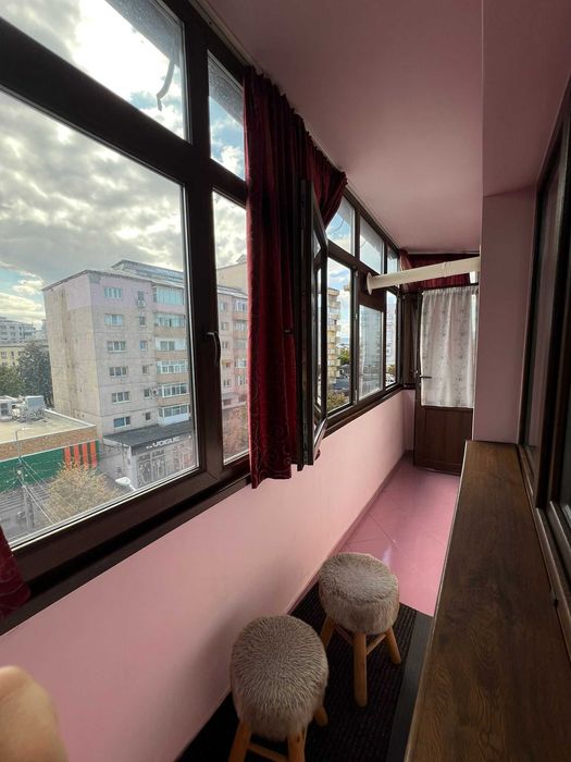 Inchiriez apartament 3 camere