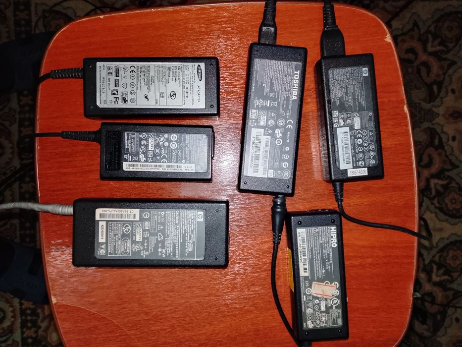 Зарядки для ноутбука Acer,Toshiba,Asus, Samsung