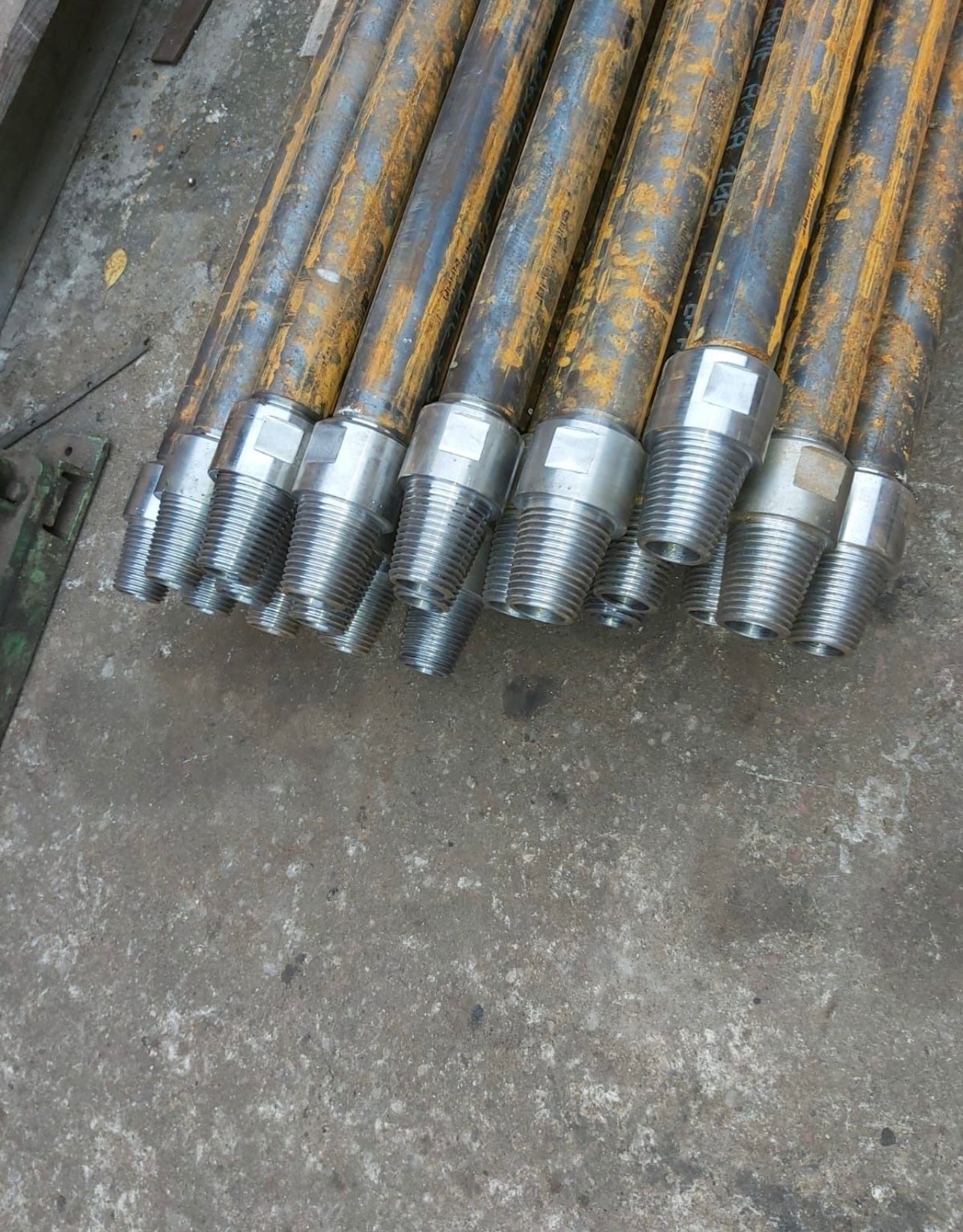 PrăjinI FORAJ, mufe conice 2 3/8 și capete circulație fluid