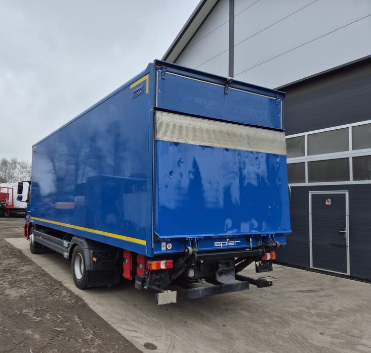 Camion Mercedes Atego 1330