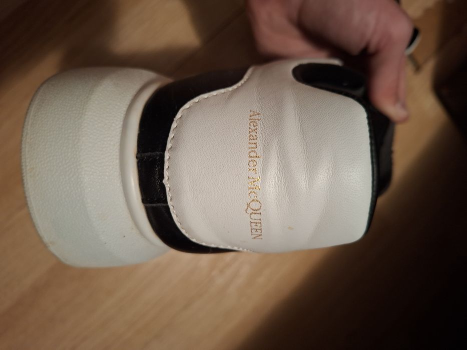 Vând adidași Alexander mcqueen mărimea 41 in stare buna