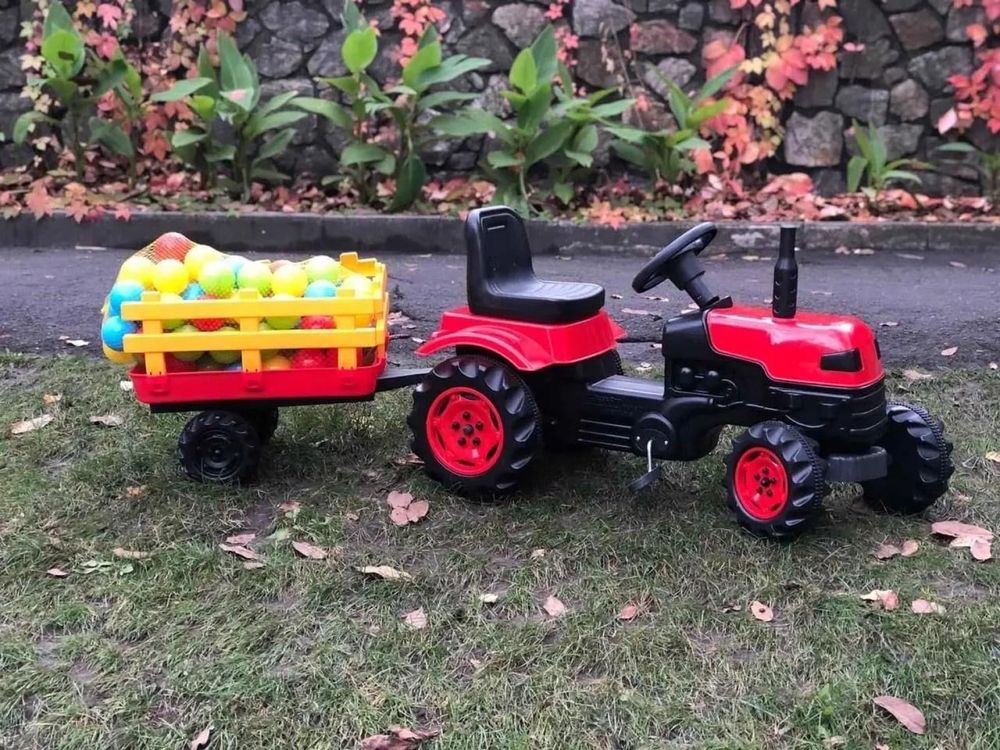 Детски трактор с ремарке и педали