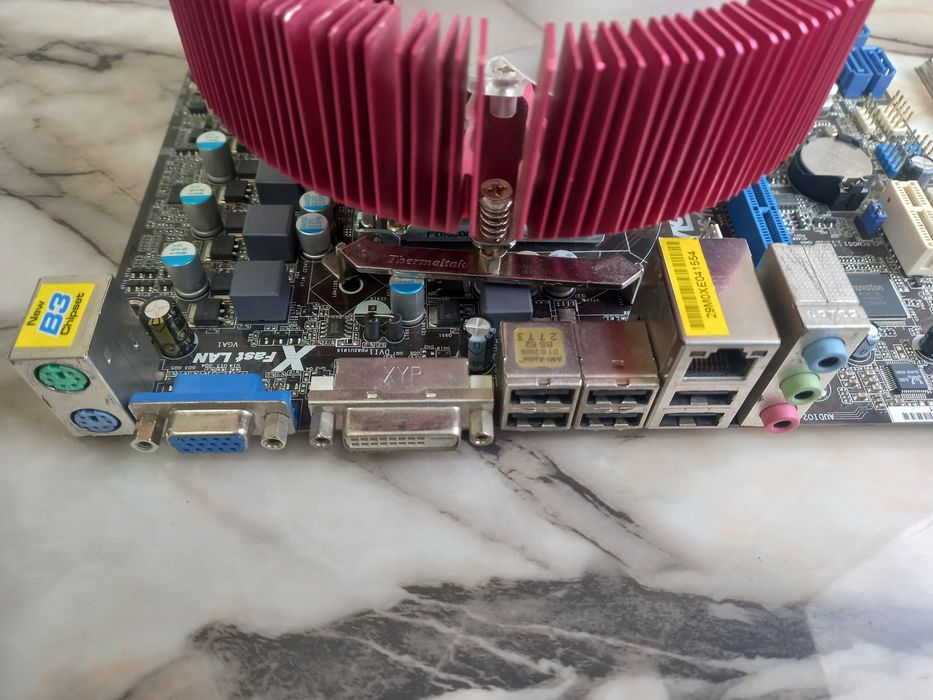 Дъно ASRock H61M-DGS + Intel® Core™ i7-3770+16gb lga 1155