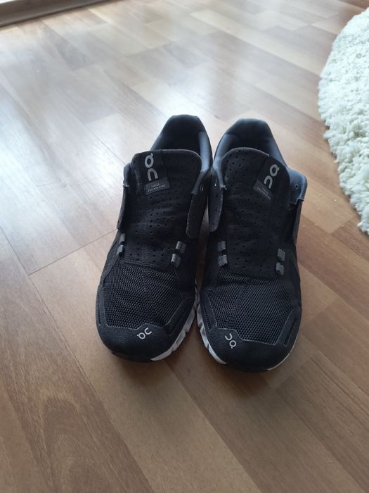 Adidași on runing Cloud 6 On Running  44( real cam 43)