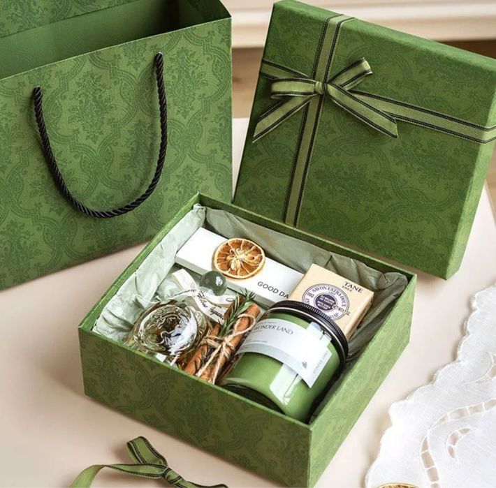 Два подарочных набора