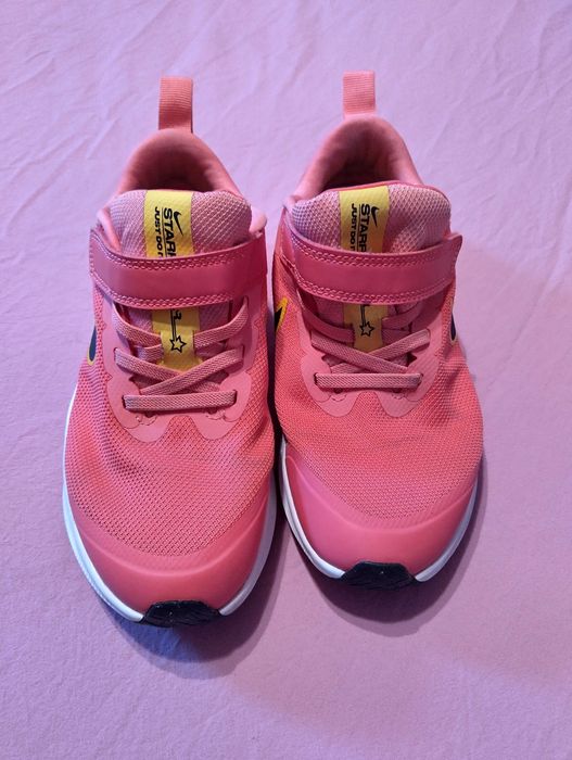 Маратонки за момиче