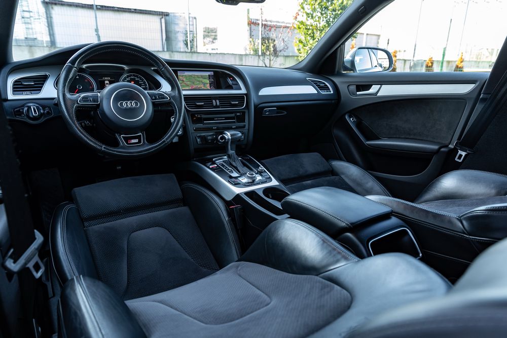 Audi A4 2.0 TDI / S-line / Automat / 150cp / Euro6 / Garantie / Rate