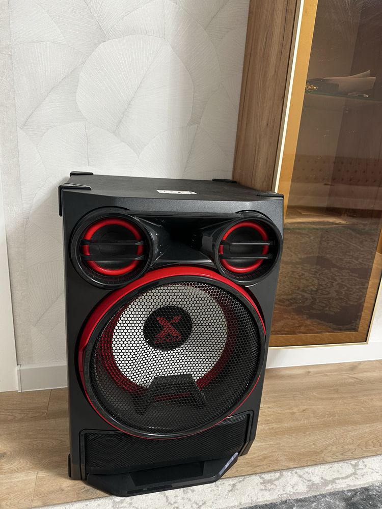 Музыкальный центр LG ck99