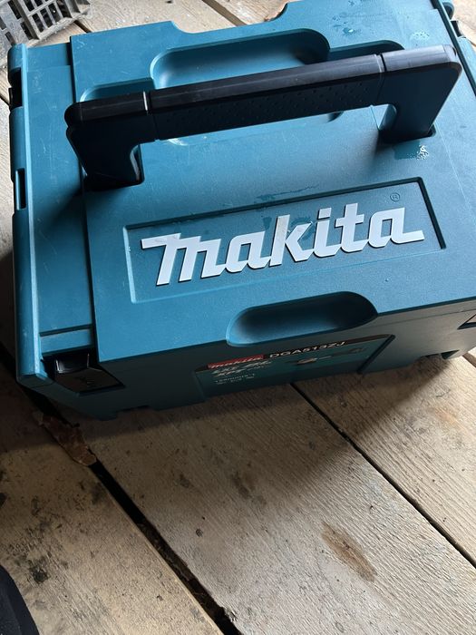 Set nou makita in cutie