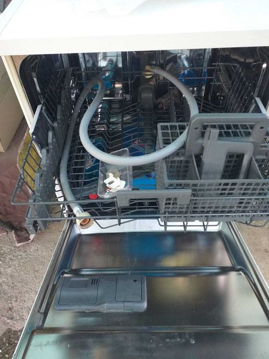 Mașina de e spălat vase