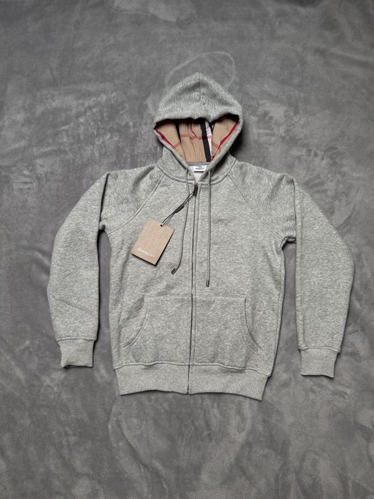 burberry zip up