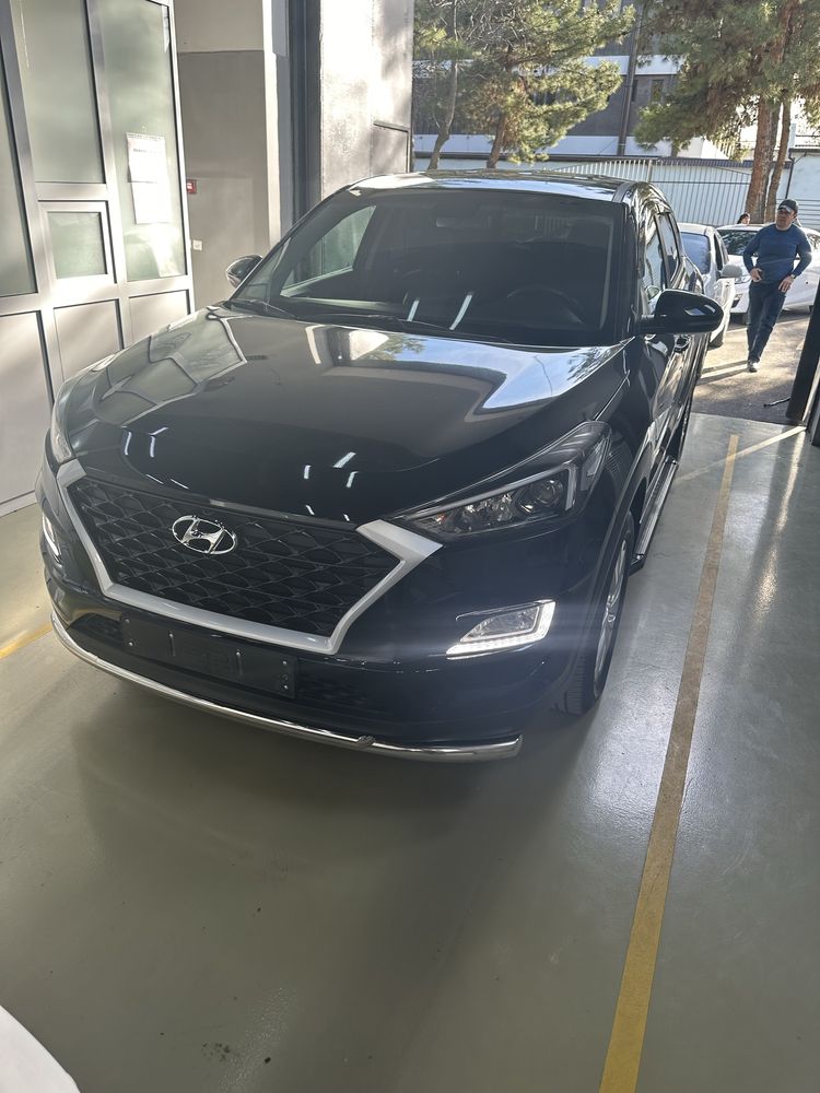Продам Hyundai Tucson 2020 Awd чёрный цвет