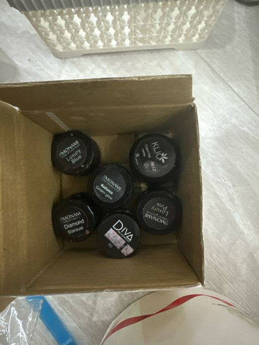 Продаю гель лаки 93 штук