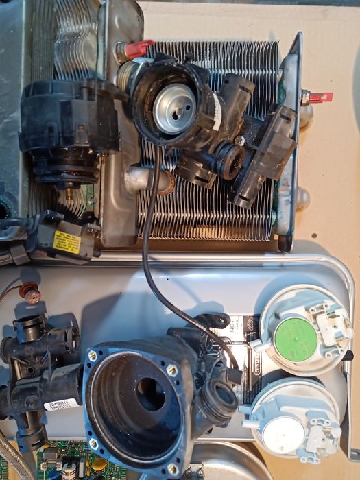 Beretta Mynute J Placa electronica Corp pompa Vana gaz Presostat aer