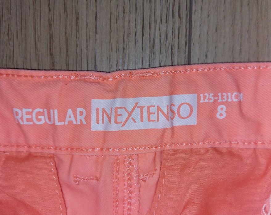Pantaloni scurti de blugi