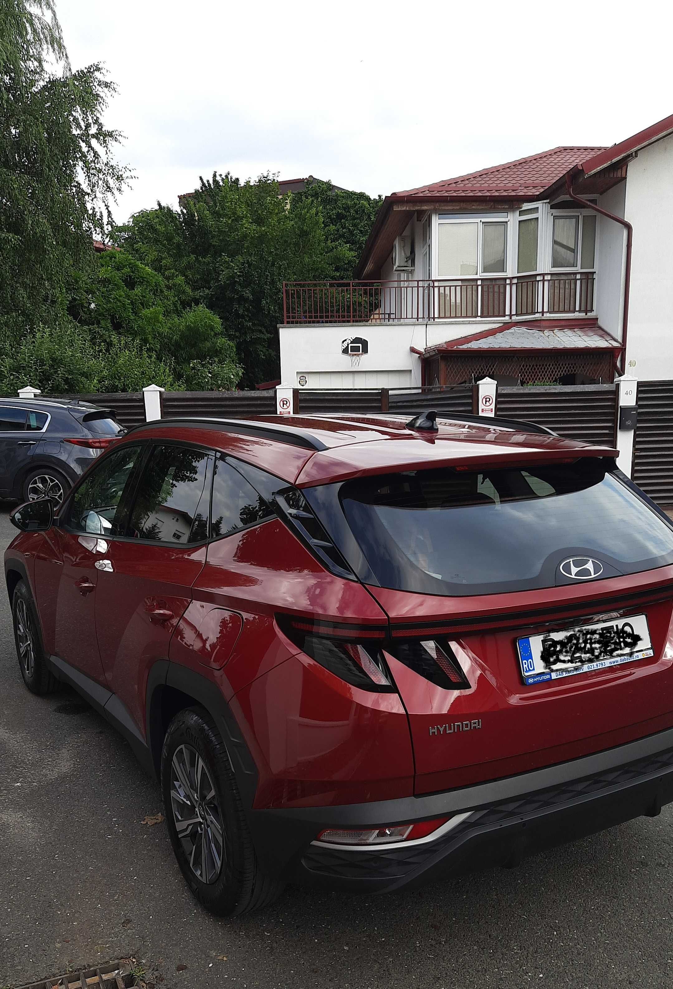 Hyundai Tucson 1.6 l 150 CP 2WD 6MT Style+, 22mii km, ca noua