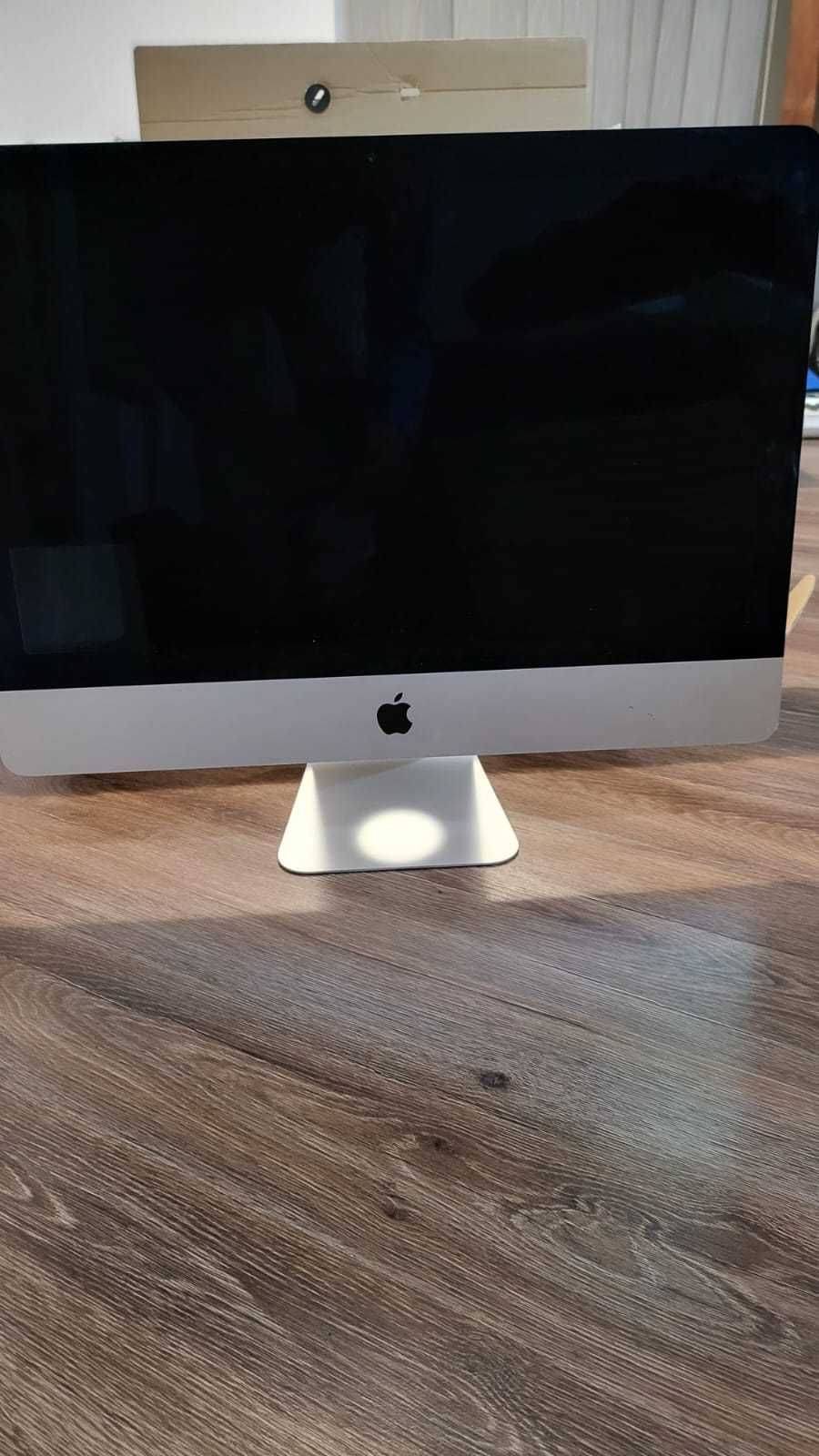 Apple iMac 21'' inchi 2015