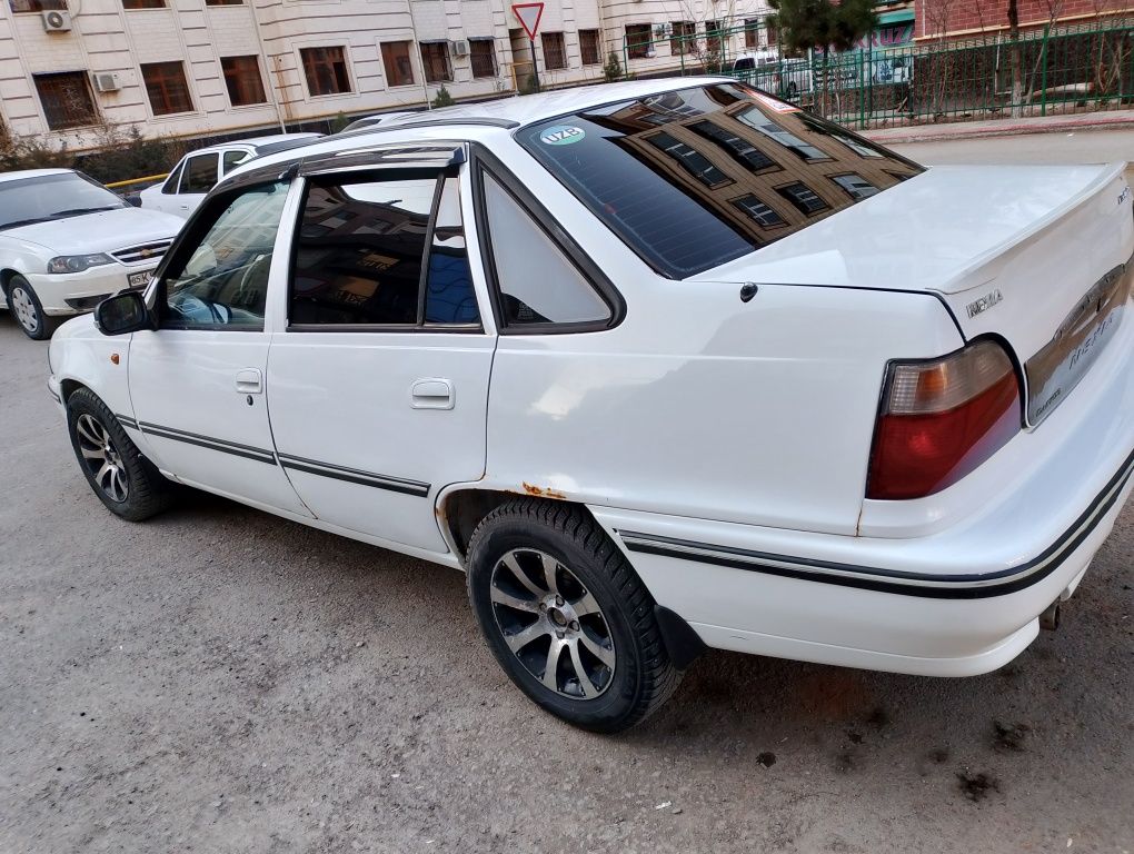 Nexia 1 sotiladi xolati yaxshi