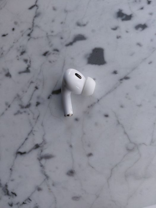 AirPods Pro 2 (USB-C) – originale Apple, cu cutie și accesorii complet