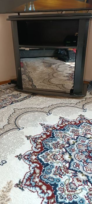 Телевизор LG в рабочем состоянии