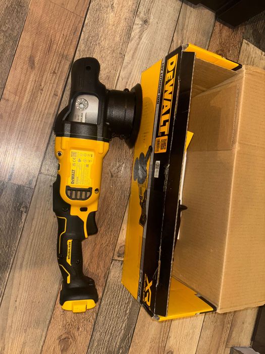Masina polish DeWalt DCM848N