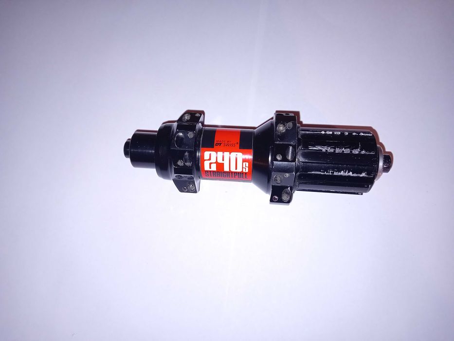 Задна главина DT Swiss 240s straightpull road