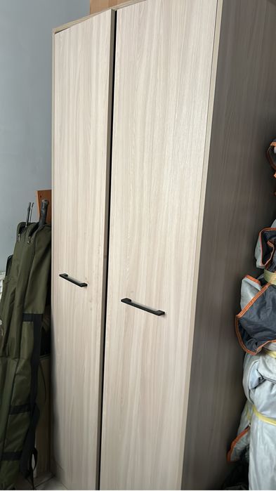 Шкаф офисный в продаже