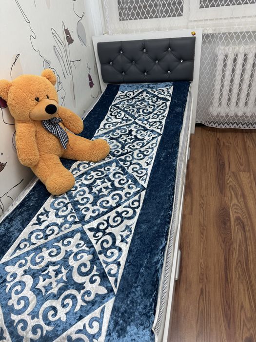 Продам       кровать         очень         Хорошем          Состоянии.