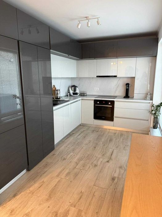 Inchiriere penthouse-ultra modern & panorama superba, Sibiu