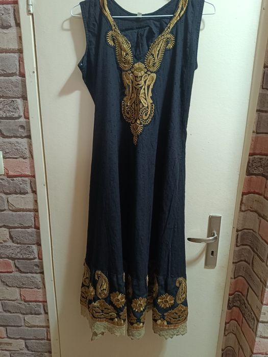 Различни Народни носии